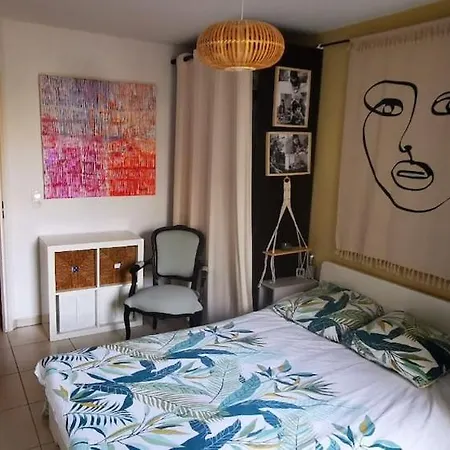 Cosy Avec Terrasse Et Jardin Apartment