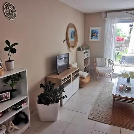 Cosy Avec Terrasse Et Jardin Hyeres